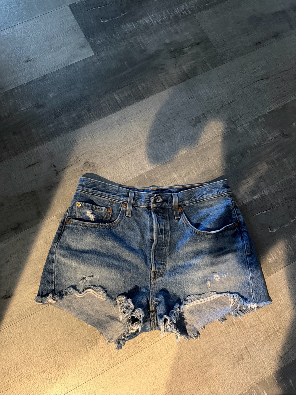 Levi’s 501 Distressed High-Rise Denim Shorts - Blue